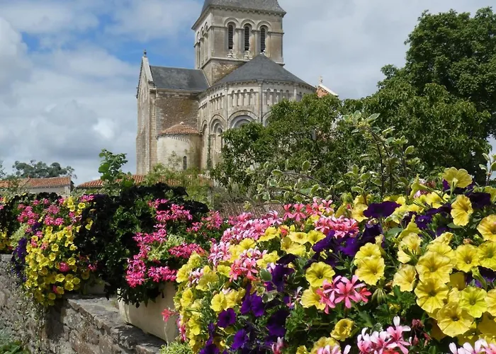 Grand Superbe Vue Foret Holiday park Mareuil-sur-Lay