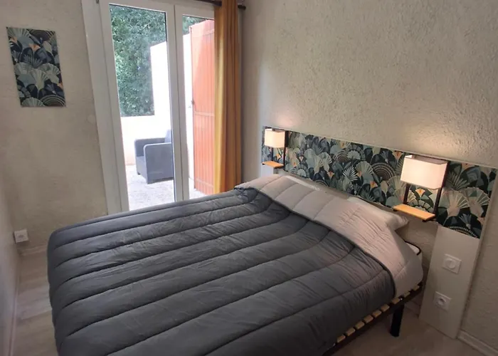 Grand Superbe Vue Foret Holiday park Mareuil-sur-Lay